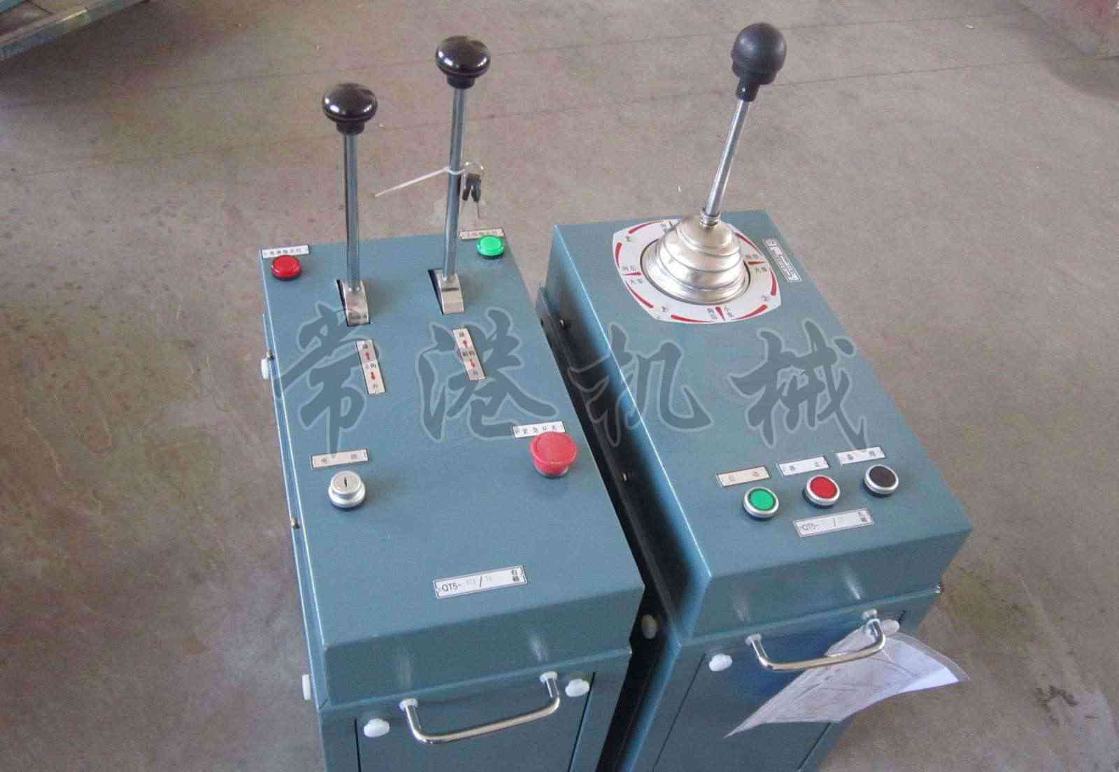 聯(lián)動(dòng)控制臺(tái)